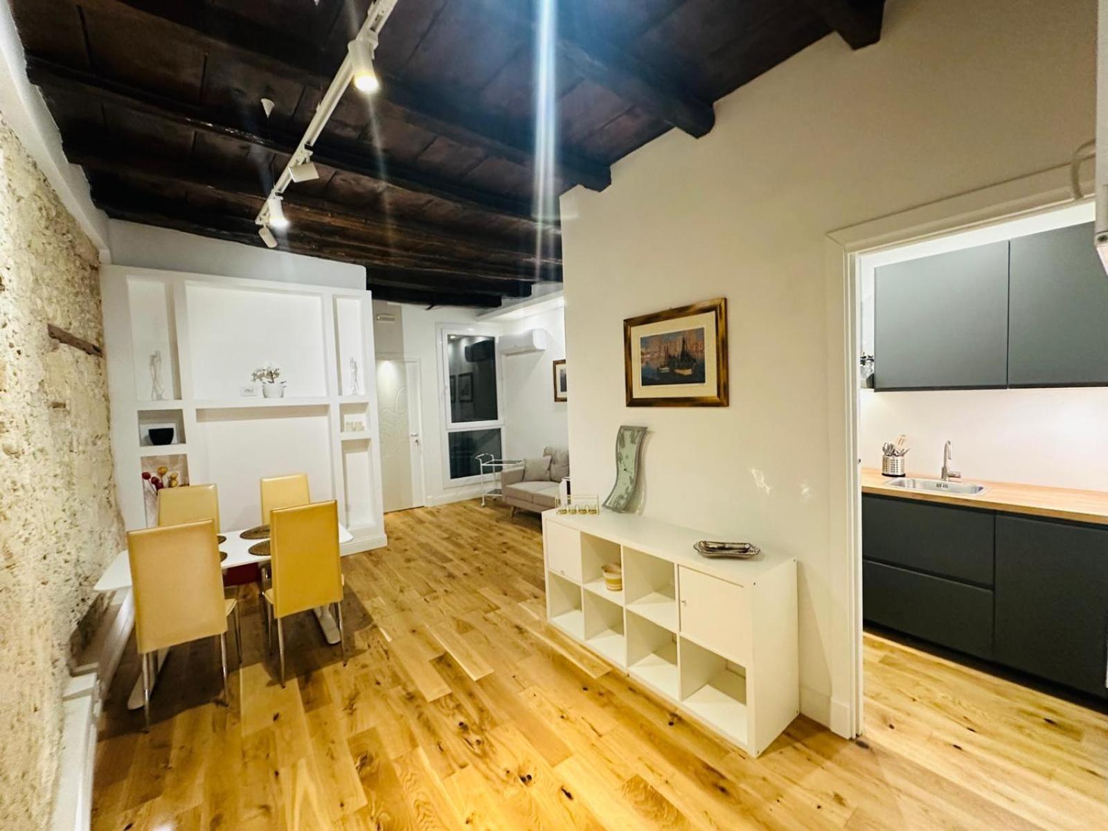 Antico Corso Charme Bed & Breakfast กาญารี ภายนอก รูปภาพ